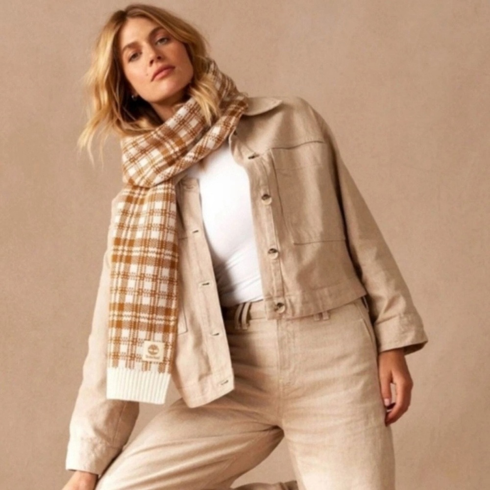 Timberland Brown and White Scarf - Picture 8 of 12